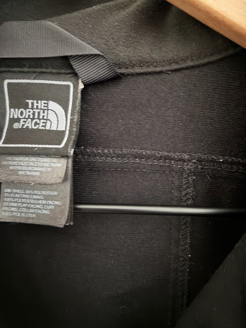 The North Face Women's Black Utility Softshell Jacket - Picture 6 of 7